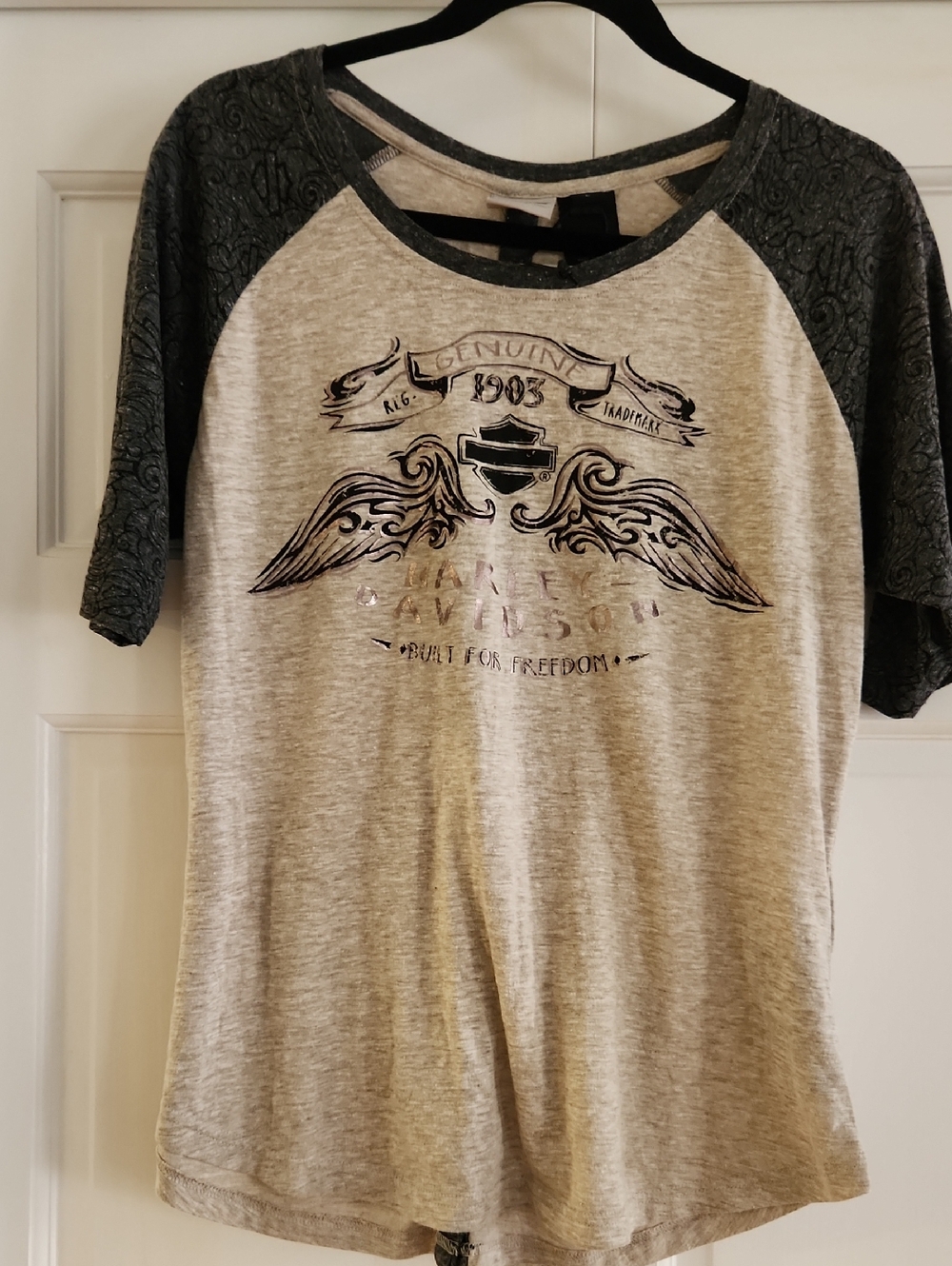 NWT Harley-Davidson Raglan Beige Heathered Tee with Gray Trim